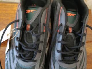 Продам Reebok 44р.