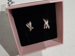 Pandora серьги новые