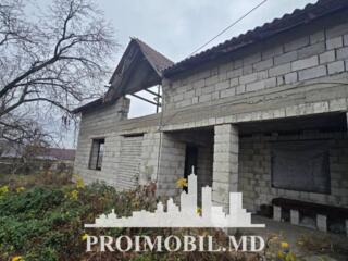 Vă propunem spre vânzare această casăîn 2nivele, în Sângera, str. ...