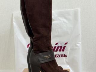 Стильные сапоги из натуральной замши