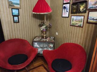 Продам просторную трёхкомнатную квартиру на Черемушках