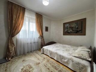 довгострокова оренда 4-к будинок Київ, Голосіївський, 1400 $/міс.