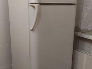 Продаю холодильник