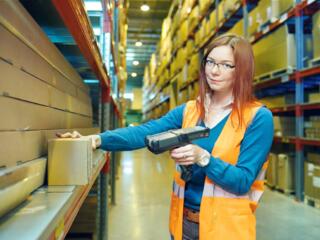 Работа для молодежи. Собирай интернет заказы на складе. Зарплата 1300$