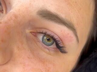 Приглашаю моделей на наращивание ресниц!