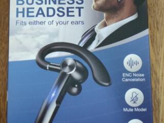 Новая беспроводная гарнитура.