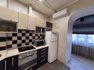 Предлагается к продаже уникальная просторная 2 комнатная квартира в ..