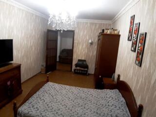 Продам 2-комнатную квартиру с отдельным входом и подвалом, ул. ...