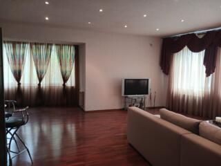 Просторная 3-комнатная квартира на 10-й Фонтана, 134 м² + 2 паркоместа