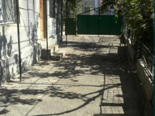 Продам два дома  в районе Большевик