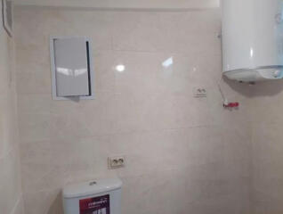 Продам нежилое помещение  по Градоначальницкой.