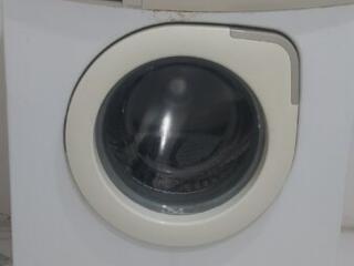 Продам стиральную машинку