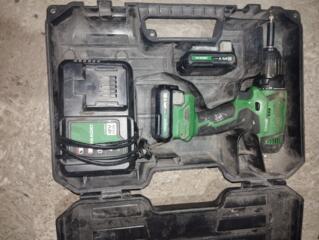 Продам шуруповёрт в очень хорошем состоянии