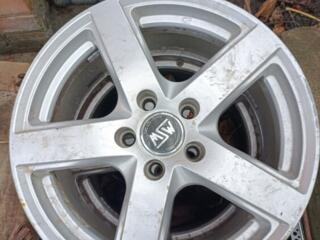 Продам 4 титановых диска за 120$