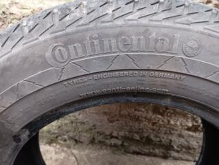 Продам две шины за 300 рублей