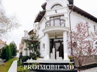 Vă propunem spre vânzare această casă în sect. Centru, str. Anton ...