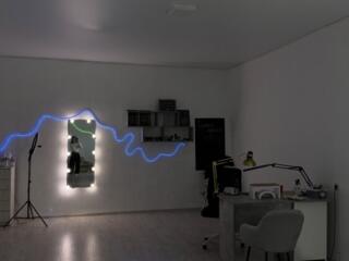 АРЕНДА мастер маникюра, бровист /визажист