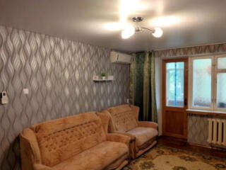 Квартира в спокойном районе города.