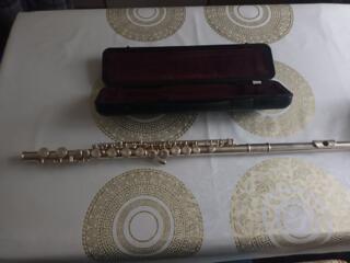 YAMAHA 211 Посеребренная флейта