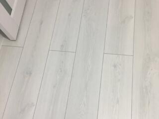 Продам ламинат