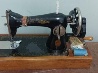 Швейная машина