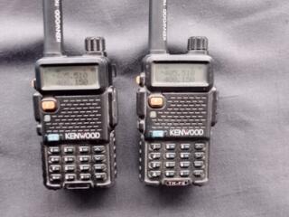 Продам 2 рации срочно