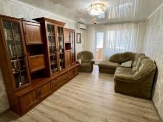 Сдаётся трёхкомнатная квартира