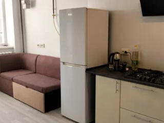 Продам 2-комнатную квартиру с ремонтом на пос. Котовского