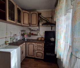 Продам 3 кімнатну квартиру, мкр-н Ліски