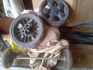 Колёсики различного диаметра для ручной тачки