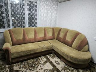 Мягкий уголок, правосторонний. Отличное состояние!