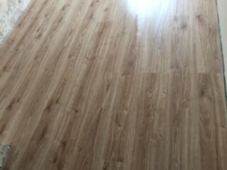 Montam laminat, instalare plintus orice model