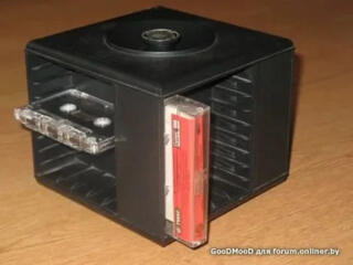 ПРОДАЮ кассеты и диски. Альбомы для дисков 100 лей. Вертушки для кассе