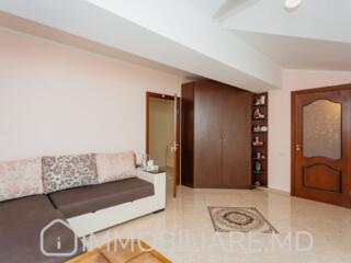 Apartament cu 3 camere, sect. Poșta Veche Vă propunem spre vânzare ...