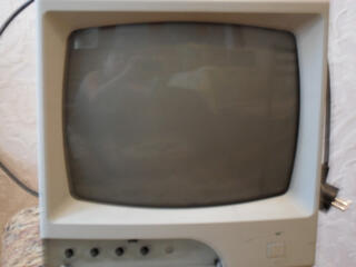 Мониторы для видеонаблюдения 4 шт.