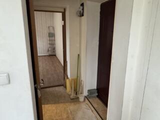 Сдаётся однокомнатная квартира без мебели