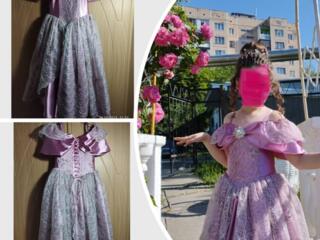 Продаю карнавальные костюмы и нарядные платья