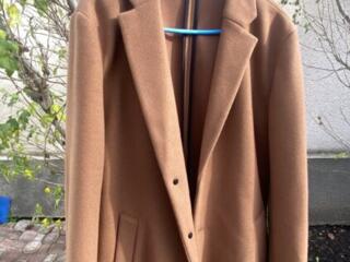 Мужское пальто, размер L