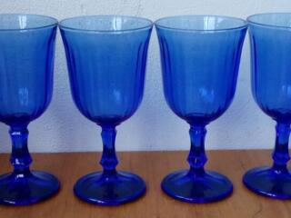 Фужеры кобальтовое стекло