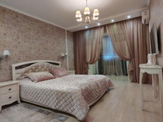 Продам 3-комн квартиру на Пишоновской