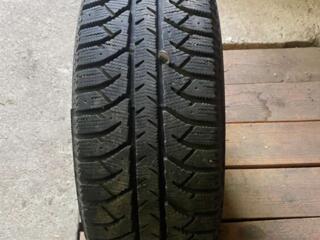 Зима шина 215/65/R16 lassa