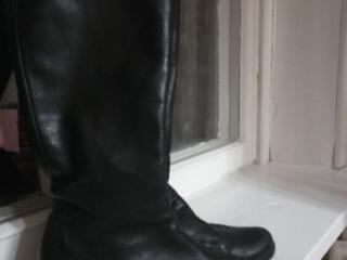 Продам туфли и сапоги