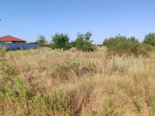 В продаже участок под строительство жилого дома. Правильной формы ...