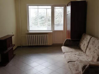 Однокомнатная квартира на поселке Котовского улица Марсельская