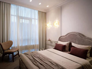 Продам  3х комнатную квартиру в Приморском районе.