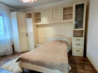 продаж 3-к квартира Білоцерківський, Біла Церква, 77000 $