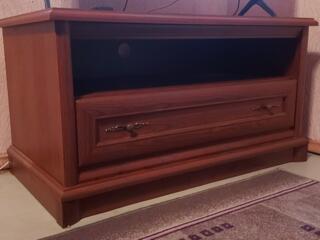 Тумба Соната, под ТВ. Состояние новой. 100$