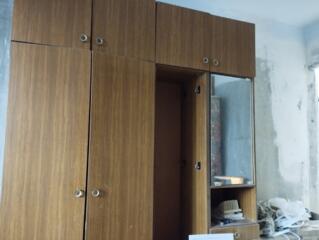 Продам прихожую 1 метр 70. Самовывоз