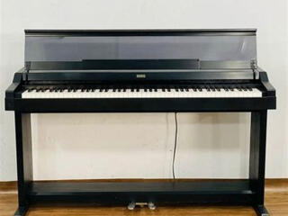 Korg Concert-7000. Пианино электронное, синтезатор.