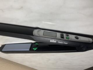 Продам выпрямитель для волос, утюжок